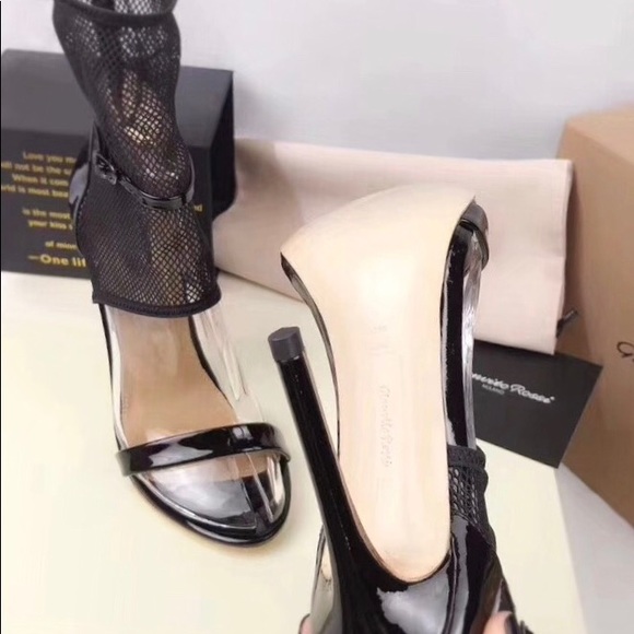 Bring your elegance  👄👄😍😍🔥🔥 - Picture 2 of 7